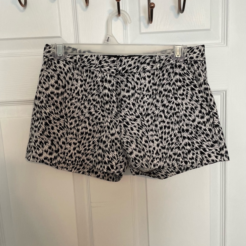 Michael Kors Size 0 business casual shorts